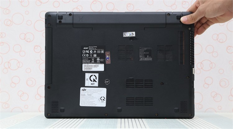 Laptop Acer Aspire E5 471 i3 4005U/4G/500G/Win8.1/Không DVD Màu Đỏ