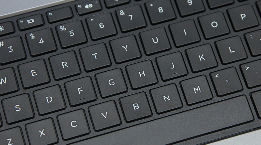 <p>B&agrave;n ph&iacute;m thiết kế dạng khối liền mạch, c&aacute;c ph&iacute;m nhấn &ecirc;m với qu&atilde;ng di chuyển hợp l&yacute;. Touchpad lớn hỗ trợ cảm ứng đa điểm.</p>