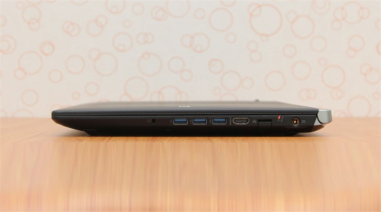 Laptop Acer Aspire V15 Nitro VN7-591G Màu Đen