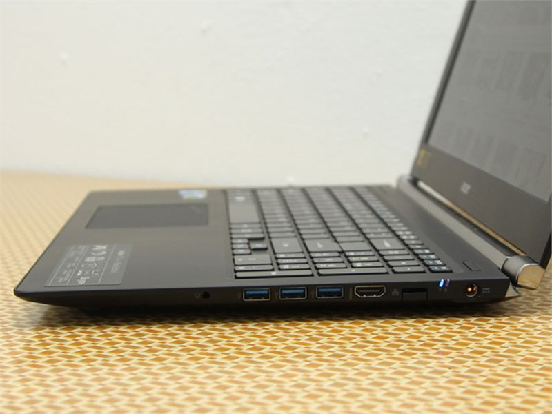 Acer Aspire V15 Nitro VN7-591G Acer Aspire V15 Nitro VN7-591G