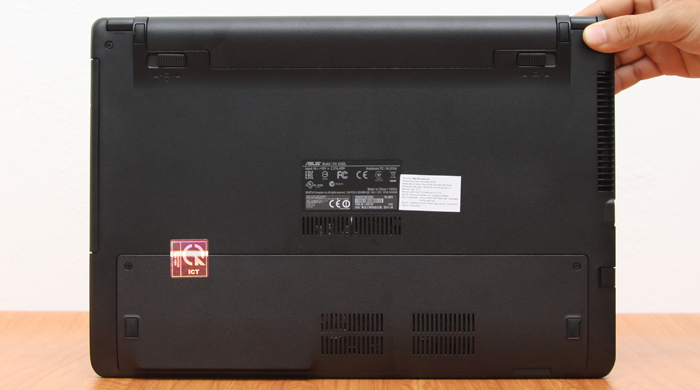 Laptop Asus X452LAV i3 4030U/2GB/500GB/Win8.1