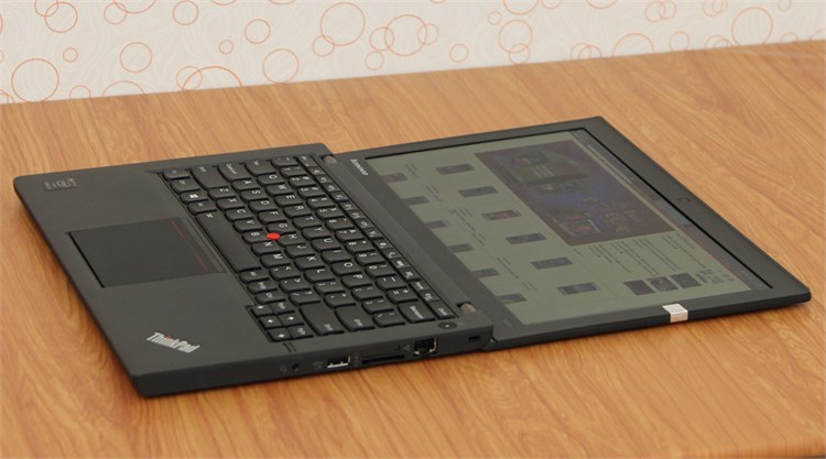 Laptop Lenovo ThinkPad X240 i5 4210U/4G/500G/Win8.1 Màu Đen