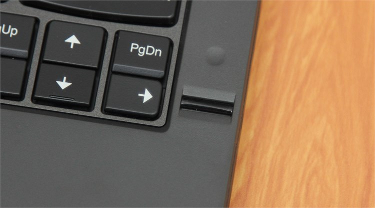 Laptop Lenovo ThinkPad X240 i5 4210U/4G/500G/Win8.1 Màu Đen