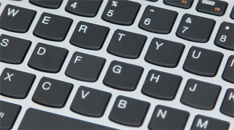 Laptop Lenovo Z5070 i3 4030U/4G/500G/VGA2G/Win8.1 Màu Bạc