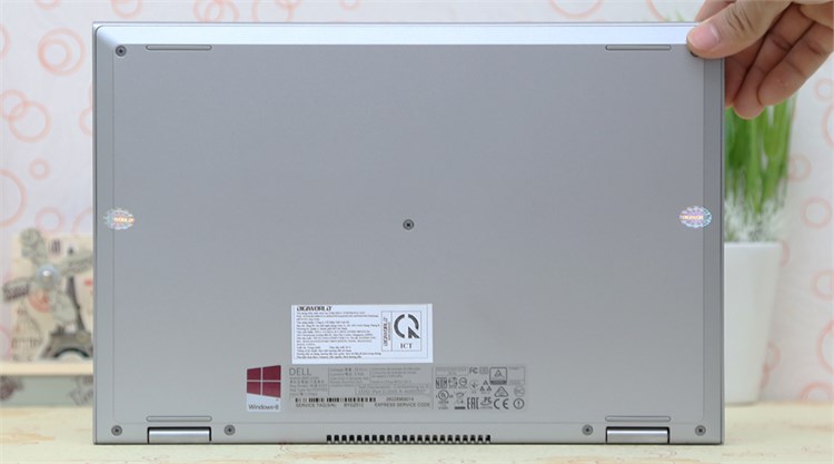 Laptop Dell Inspiron 3148 i3 4030U/4GB/500GB/Win8.1