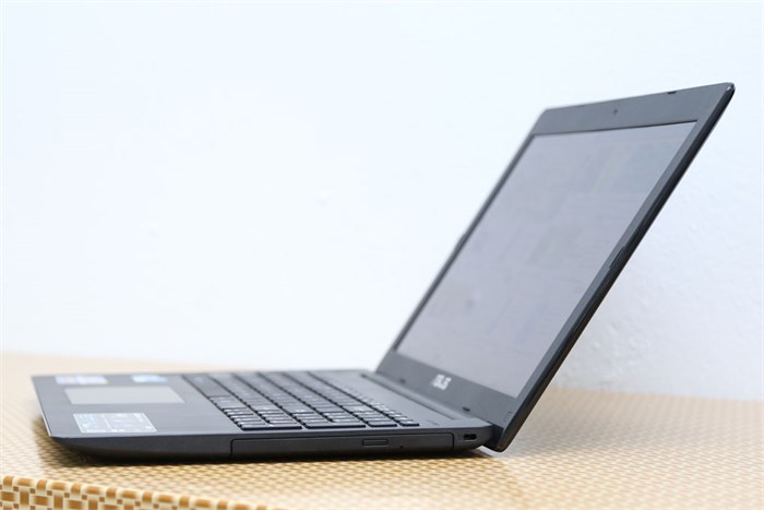Laptop Asus X553MA N2840/2GB/500GB/Win 8.1 Màu Đen