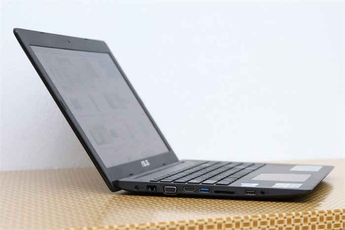 Laptop Asus X553MA N2840/2GB/500GB/Win 8.1 Màu Đen