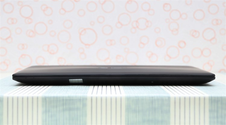 Laptop Asus X553MA N2840/2GB/500GB/Win 8.1