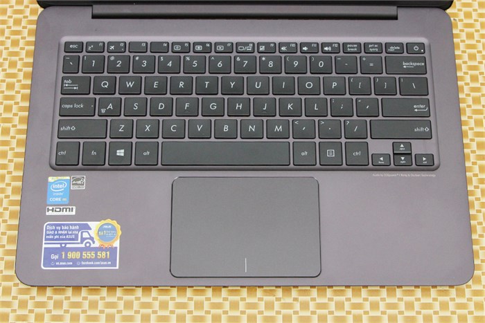 Laptop Asus Zenbook UX305FA M-5Y10/8GB/128GB/Win8.1 Màu Đen