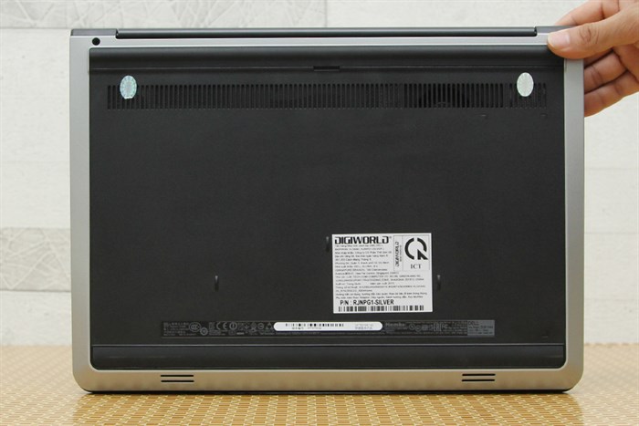 Laptop Dell Inspiron 5448 i7 5500U/8GB/1TB/4GB M270/Win8.1 Màu Bạc