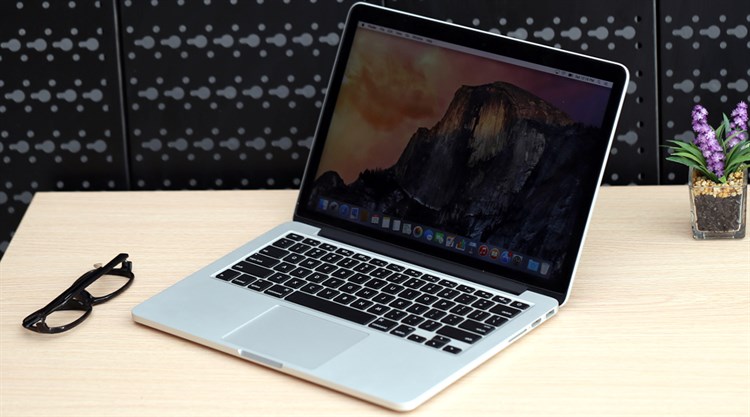 Laptop Apple Macbook Pro MF839ZP/A i5 2.7GHz/8GB/128GB (2015)