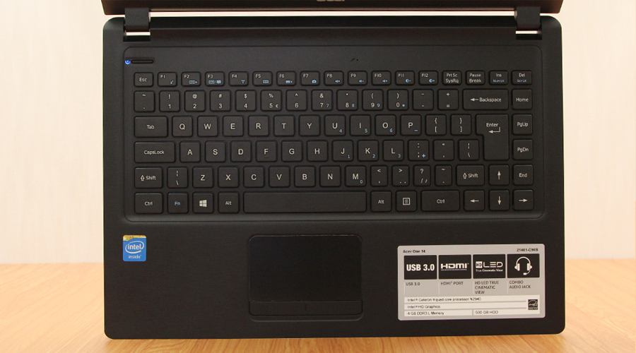 <p>B&agrave;n ph&iacute;m chicklet gi&uacute;p thao t&aacute;c thoải m&aacute;i nhờ c&aacute;c khoảng c&aacute;ch ph&iacute;m hợp l&yacute;, độ nẫy tốt, nhẹ v&agrave; &ecirc;m.</p>