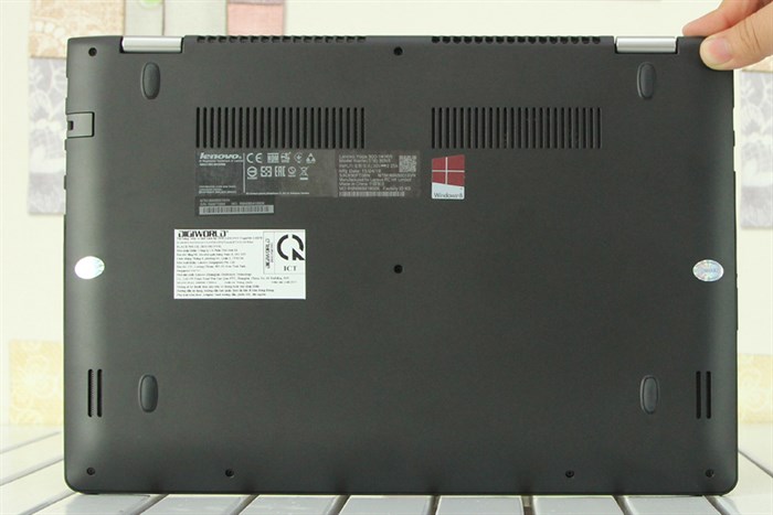 Laptop Lenovo Yoga 500 i3 4030U/4G/500G/Win8.1 Màu Đen