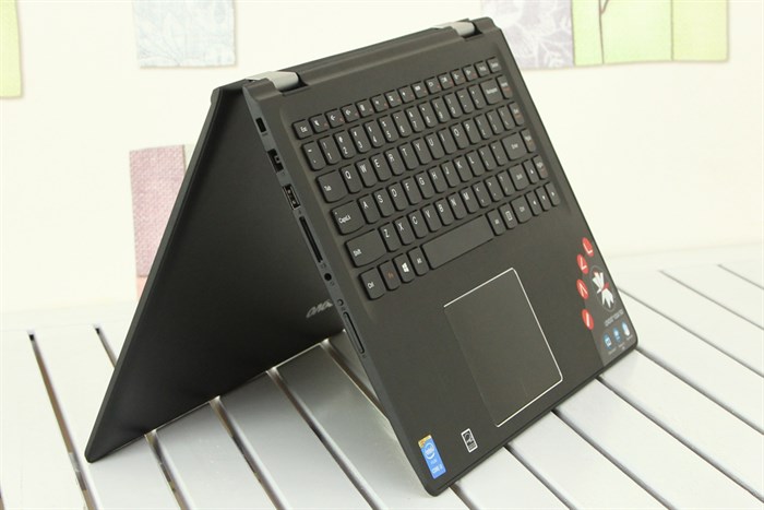 Laptop Lenovo Yoga 500 i3 4030U/4G/500G/Win8.1 Màu Đen