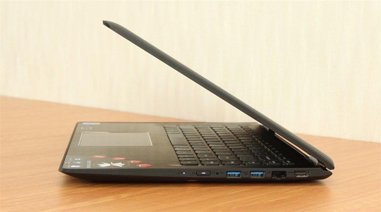 Laptop Lenovo Yoga 500 i3 4030U/4G/500G/Win8.1 Màu Đen