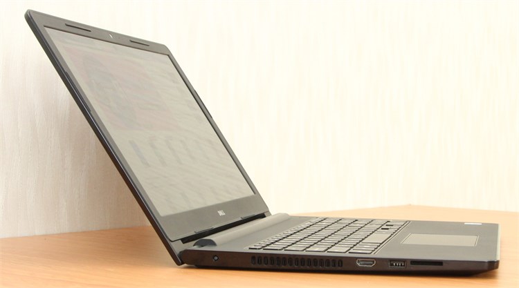 Laptop Dell Inspiron 3551 Celeron N2840/2GB/500GB/Win8.1