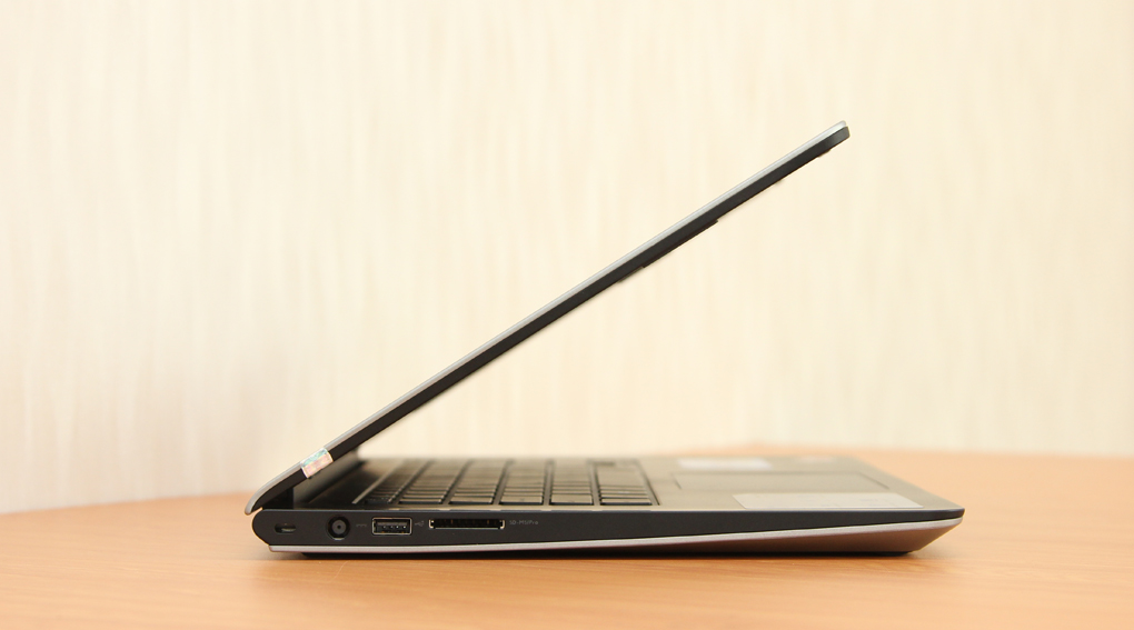 Laptop Dell Inspiron 5448 i5 5200U/4GB/500GB/2GB M265/Win8.1 Màu Bạc