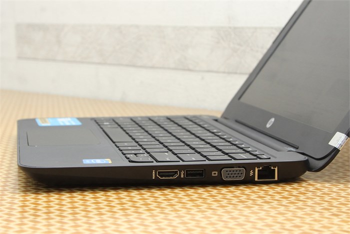 Laptop HP 11 F013TU N2840/2GB/500GB/Win8.1 Màu Đen