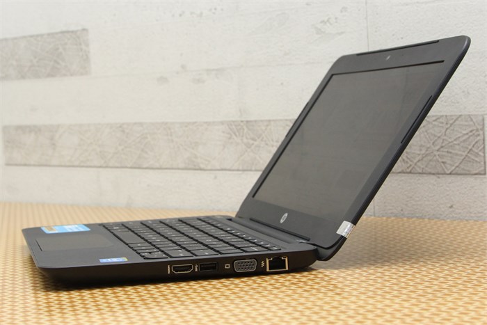 Laptop HP 11 F013TU N2840/2GB/500GB/Win8.1 Màu Đen
