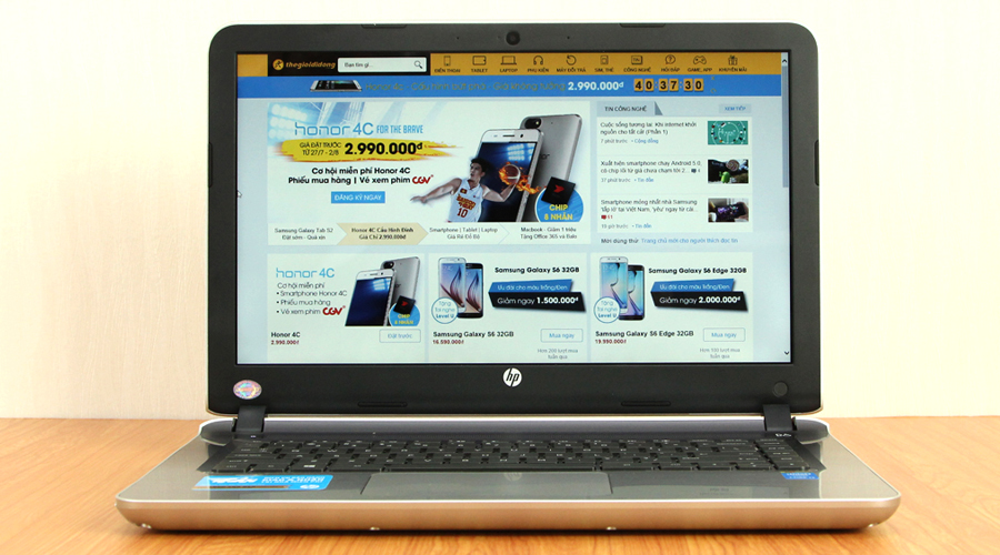 <p>M&agrave;n h&igrave;nh 14 inch độ ph&acirc;n giải 1366 x 768 pixel được hỗ trợ bởi c&ocirc;ng nghệ độc quyền BrightView HD cho chất lượng h&igrave;nh ảnh sắc n&eacute;t.</p>