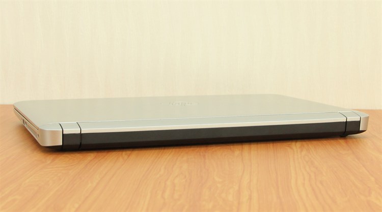 Laptop HP Pavilion 14 ab019TU i3 5010U/4GB/500GB/Win8.1