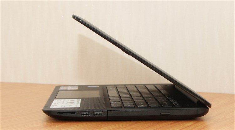 Laptop Asus X454LA i3 4005U/2GB/500GB/Win8.1