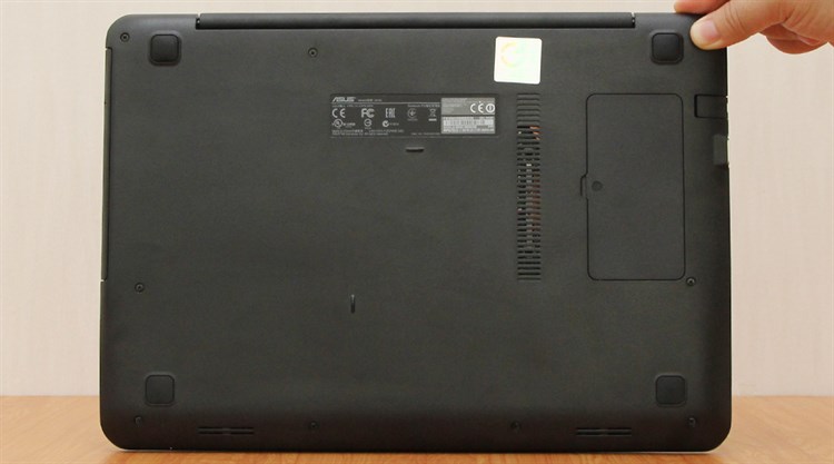 Laptop Asus X454LA i3 4005U/2GB/500GB/Win8.1