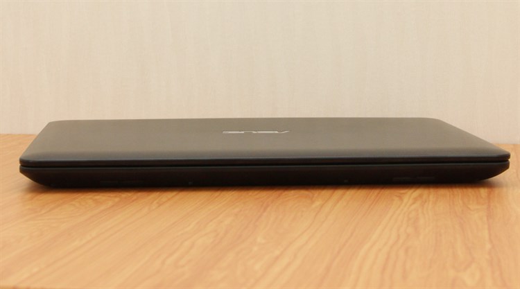 Laptop Asus X454LA i3 4005U/2GB/500GB/Win8.1