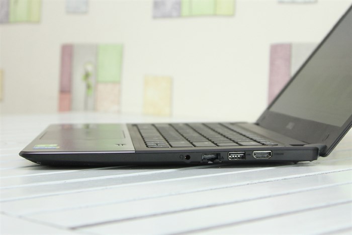 Laptop Dell Vostro 5480 i5 5200U/4GB/500GB/2GB 830M/Win8.1