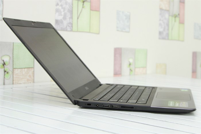 Laptop Dell Vostro 5480 i5 5200U/4GB/500GB/2GB 830M/Win8.1