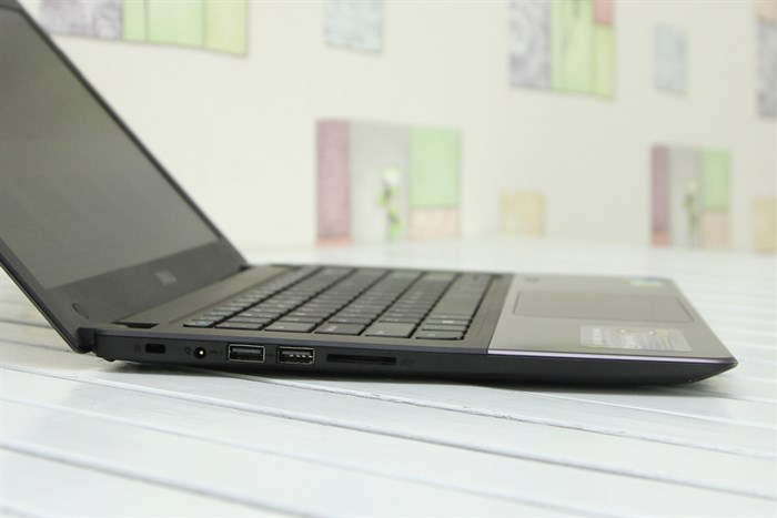 Laptop Dell Vostro 5480 i5 5200U/4GB/500GB/2GB 830M/Win8.1