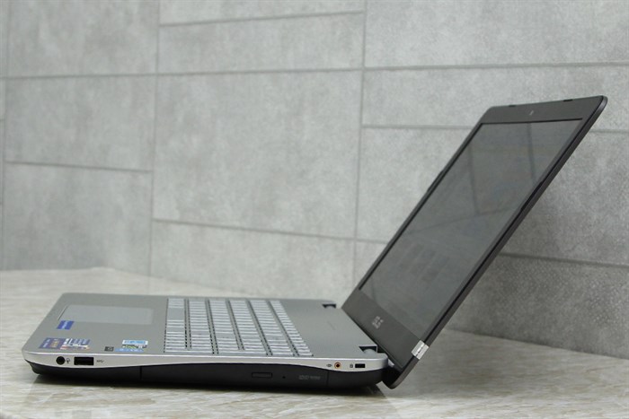 Laptop Asus N551JX i7 4720HQ/8GB/1TB/128GB/4GB 950M/Win8.1 Màu Xám