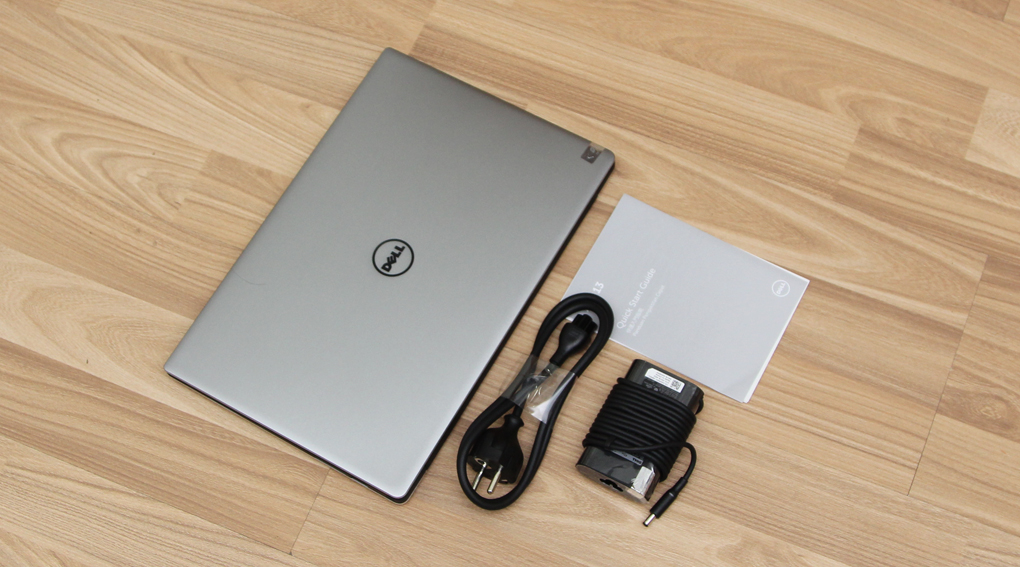 Bộ sản phẩm gồm: Dây nguồn, Sách hướng dẫn, Thùng máy