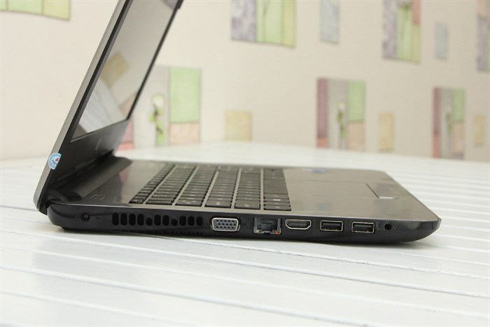 Laptop HP 14 ac145TU 3825U/2GB/500GB/Win10 Màu Bạc