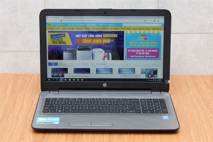 Laptop HP 15 ac152TU i3 5005U/4GB/500GB/Win10 Màu Bạc