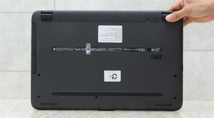 Laptop HP 15 ac152TU i3 5005U/4GB/500GB/Win10