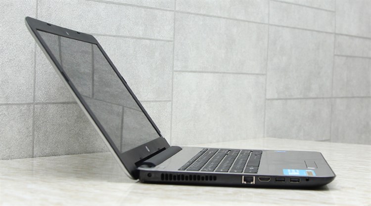 Laptop HP 15 ac152TU i3 5005U/4GB/500GB/Win10