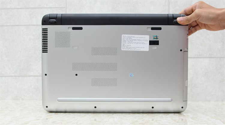 Laptop HP Pavilion 15 ab071TX i7 5500U/8GB/1TB/2GB 940M/Win8.1