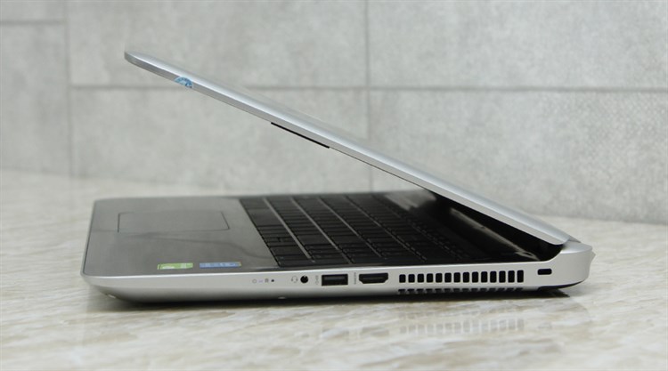 Laptop HP Pavilion 15 ab071TX i7 5500U/8GB/1TB/2GB 940M/Win8.1