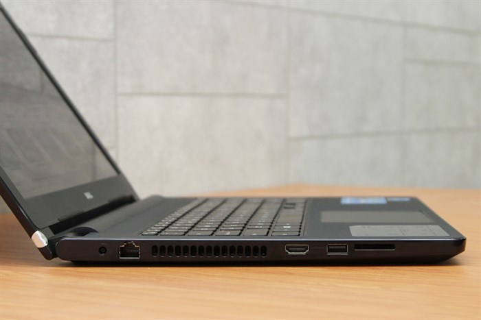 Laptop Dell Inspiron 15 5558 i5 5200U/4GB/1TB/Win8.1 Màu Đen