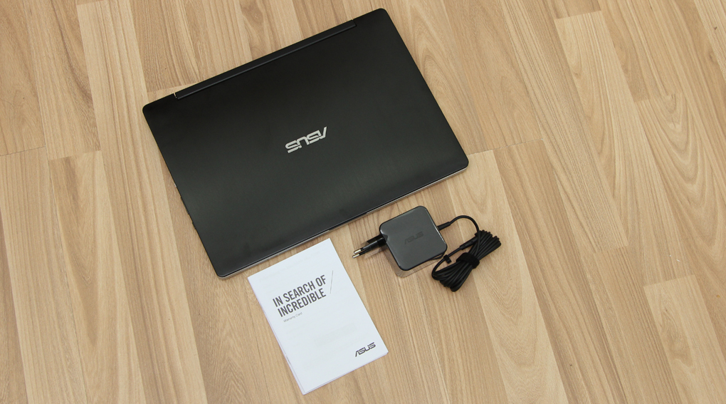 Bộ sản phẩm gồm: Dây nguồn, Sách hướng dẫn, Thùng máy