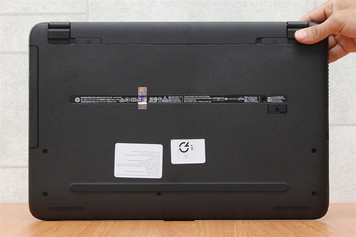 Laptop HP 15 ac174TX i5 5200U/4GB/500GB/VGA2GB/Win10 Màu Bạc