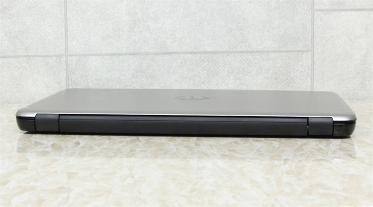 Laptop HP 15 ac174TX i5 5200U/4GB/500GB/VGA2GB/Win10