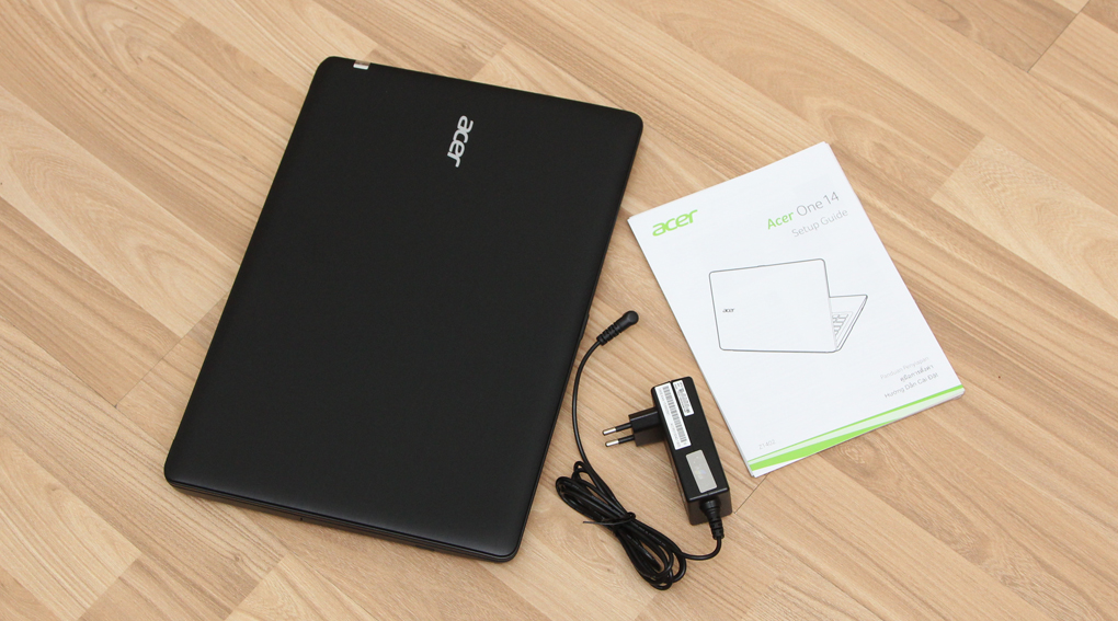 Bộ sản phẩm gồm: Sách hướng dẫn, Thùng máy, Adapter sạc