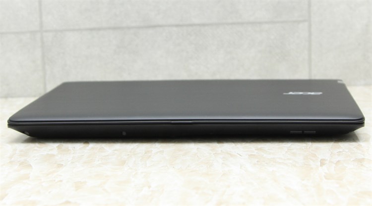 Laptop Acer Aspire Z1402 52KX i5 5200U/4GB/500GB/Win10 Màu Đen