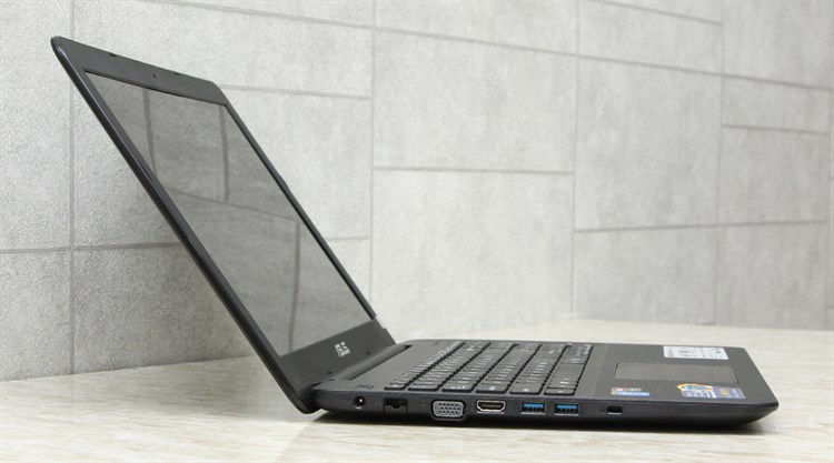 Laptop Asus X554LP i5 4210U/4GB/500GB/1GB M230/Win8.1