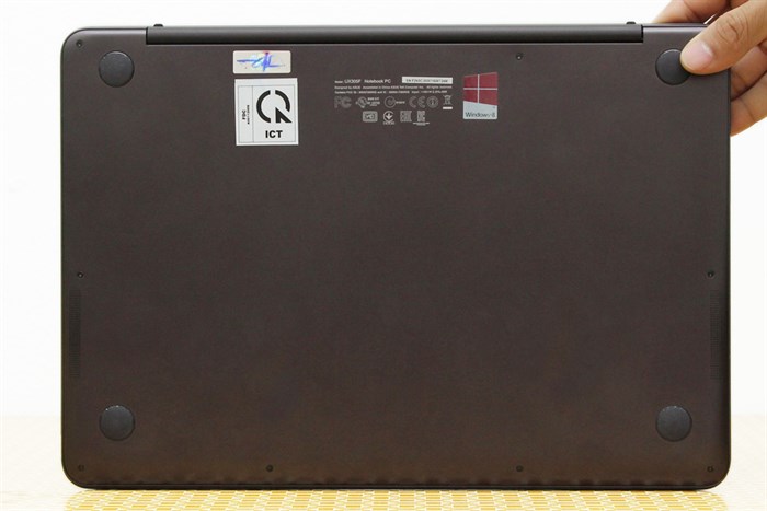 Laptop Asus Zenbook UX305FA M 5Y10/8GB/128GB/Win10 Màu Đen