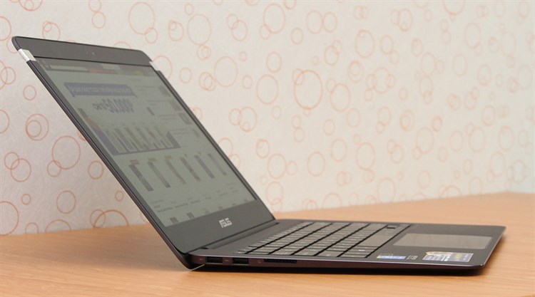 Laptop Asus Zenbook UX305FA M 5Y10/8GB/128GB/Win10 Màu Đen