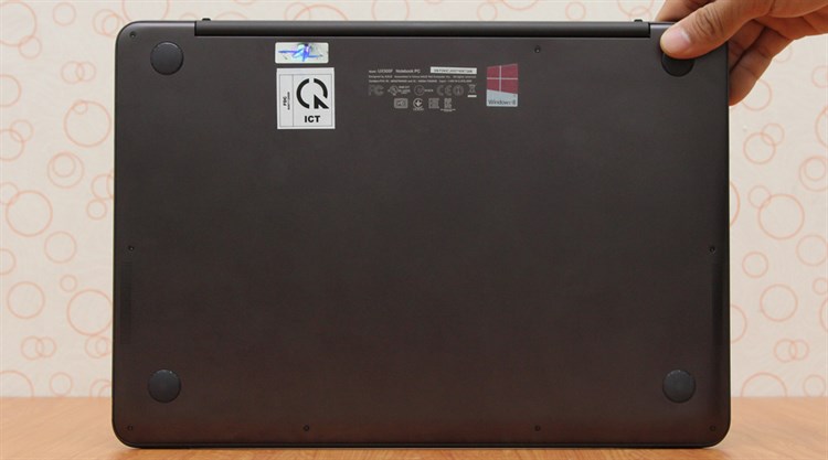 Laptop Asus Zenbook UX305FA M 5Y10/8GB/128GB/Win10 Màu Đen