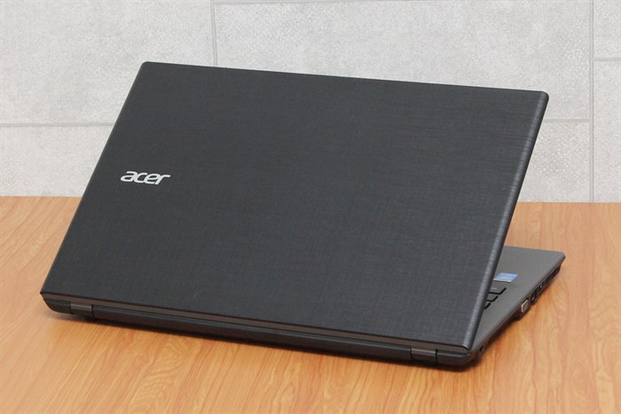 Laptop Acer E5 573G i5 5200U/4GB/500GB/VGA2GB/Win10 Màu Xám